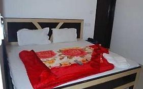 Hotel Kashvi